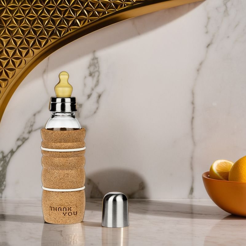 Carafe de table Aladin remplie d'eau